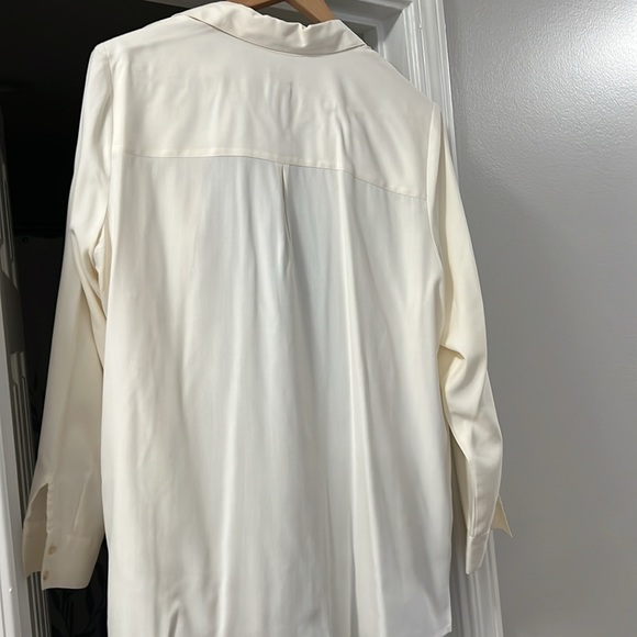 J. Jill cream color silk blouse (worn once) - Picture 4 of 5